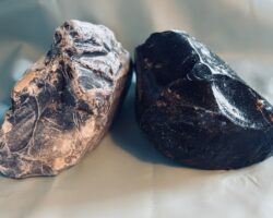 Flint und Obsidian