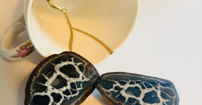 Kintsugi